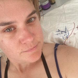 Meet your Posher, Connie